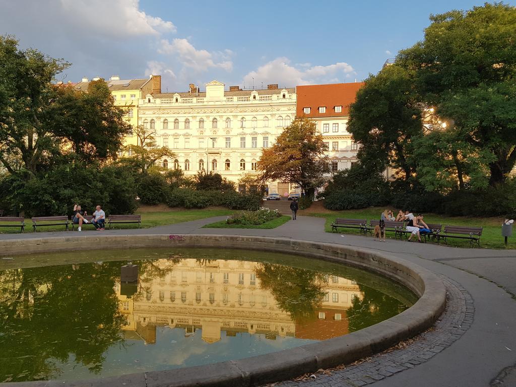Charles Apartment Praga Exterior foto